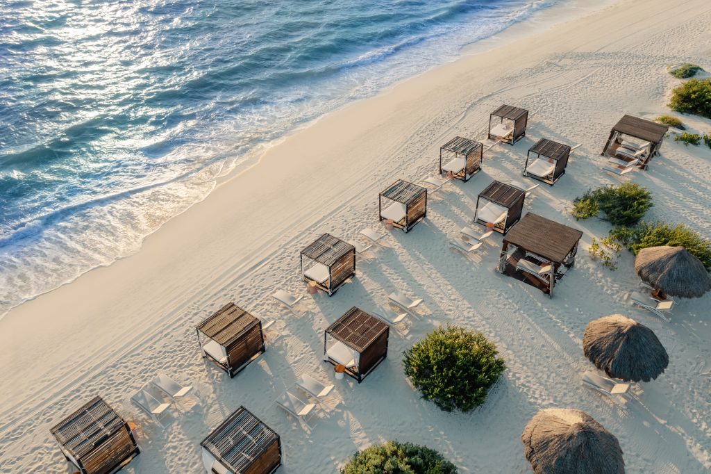 ATELIER Beach Sun Loungers BaliBeds