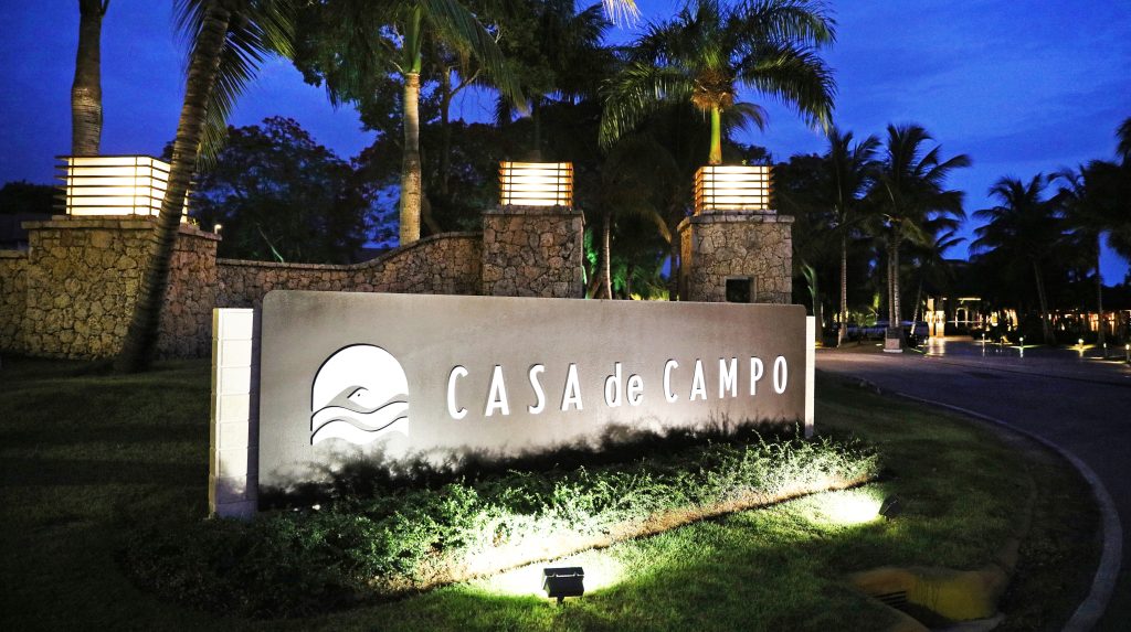 Casa-de-Campo-Sign