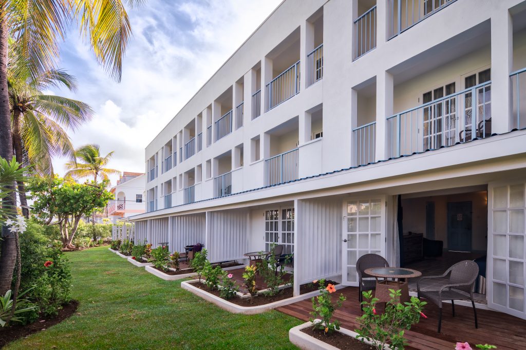 Deluxe Building Outside