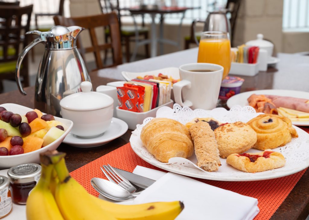 Raddison-Photo-Continental-Breakfast