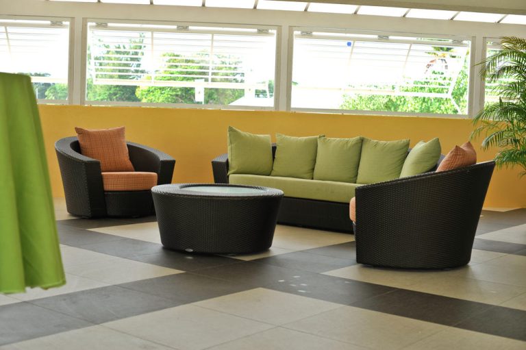 SetRatioSize10241024-9a-Aquatic-Club-Restaurant-Lounge-Area
