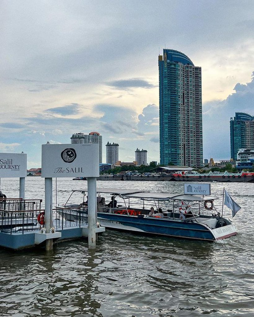Shuttle-Boat