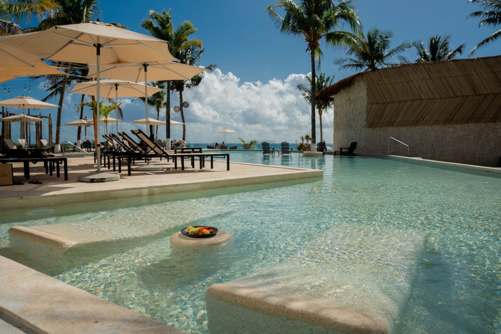 The Beachfront by The Fives Hotels 18