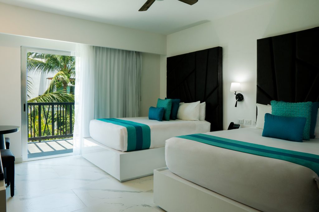 The Fives Beach Three Bedroom Penthouse10