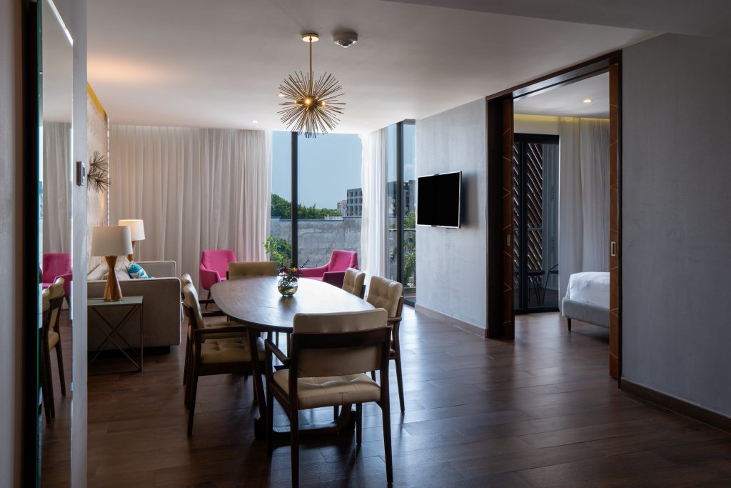 The Fives Downtown Two Bedroom Residence 2