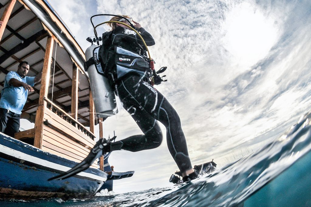 the fives dive center 1 1